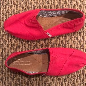Toms size 7.5